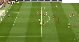 bb体育官网-【英超】萨拉赫点射双响 利物浦3比1南安普敦