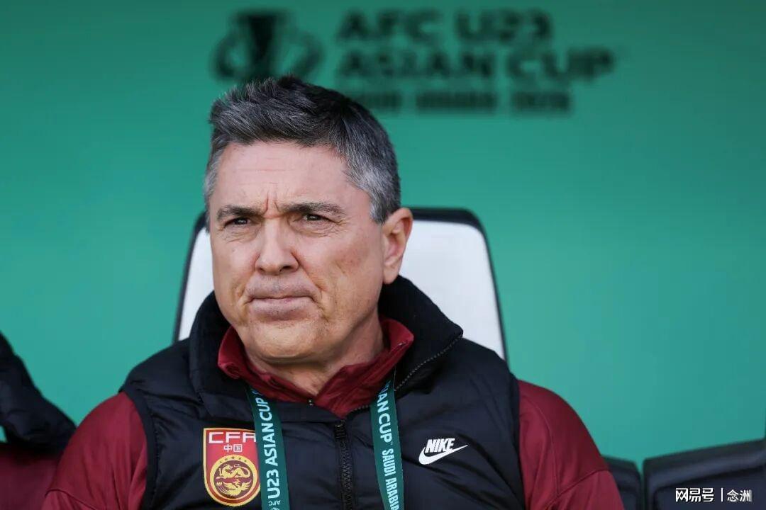 贝博体育-董路：国足没进世界杯不是因为输日韩！安东尼奥让我们不再输弱队