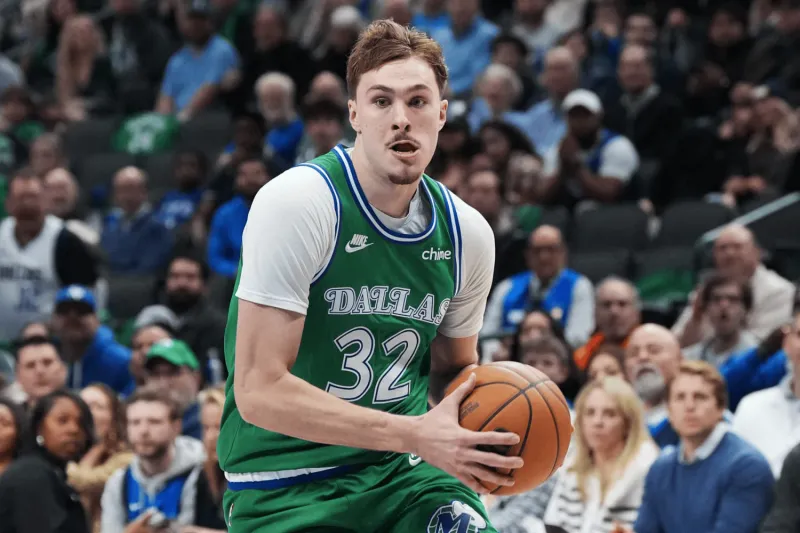 bb体育平台-弗拉格半场13投5中，三分1中0得到10分3篮板2助攻2抢断3失误