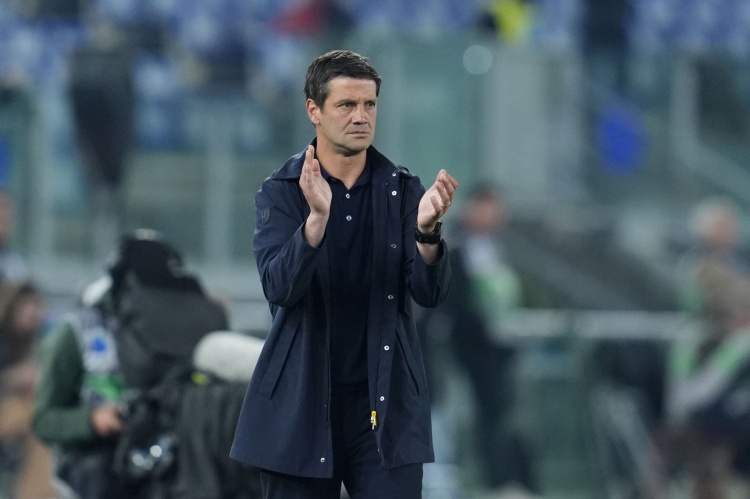 贝博官网-给了机会不中用！国米战平+遭争议判罚，但米兰输球再送1分优势